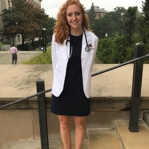 Meet your Posher, Brooke